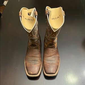 Ariat Brown Western Cowboy Boots with Square Toe